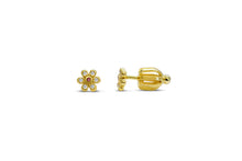 Load image into Gallery viewer, Dainty Daisy Earring
