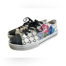 Load image into Gallery viewer, Beauty Sneakers