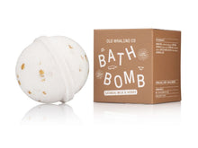 Load image into Gallery viewer, Oatmeal Milk and Honey Bath Bomb